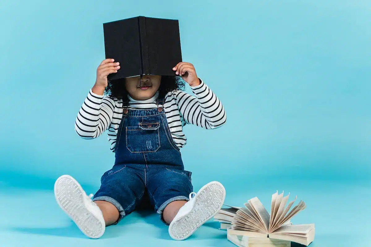 bébé  lecture