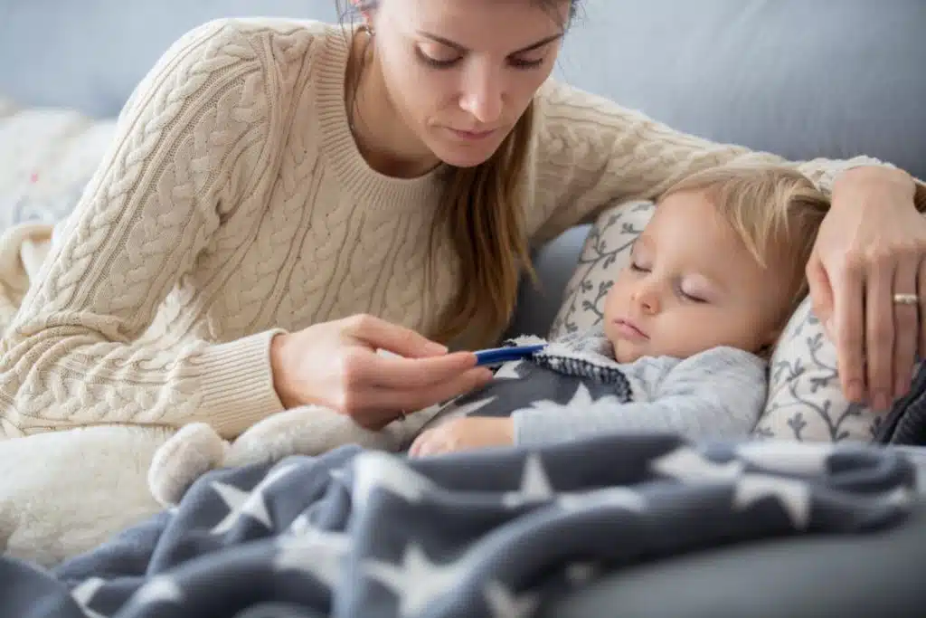 Comment calmer la toux d'un bébé la nuit